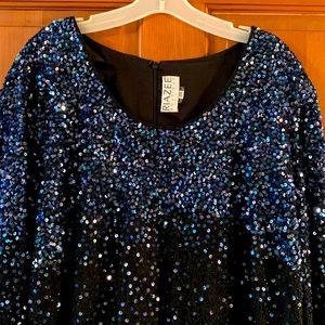 Black sequin tunic. Blue & black sequins. Long sleeves. Formal. Cruise wear.